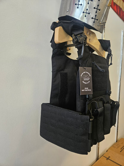 Black Plate Carrier w/ Tripple Mag Pouch